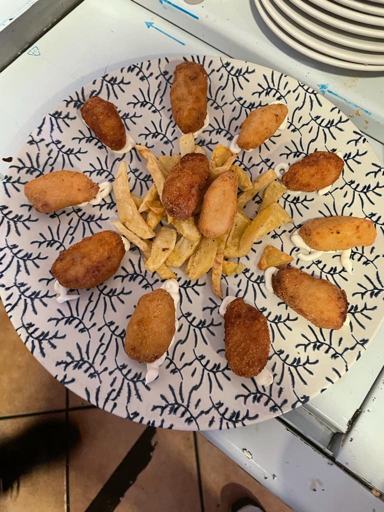 Croquetas (Atun, Jamon o Pollo)
